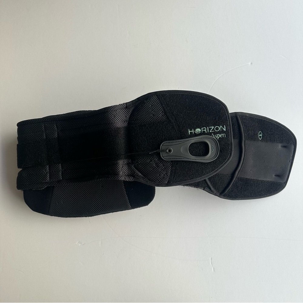Black Men’s Support/Brace Belt - Picture 2 of 2